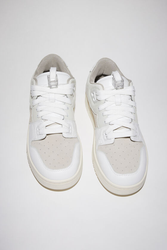 (image for) Time-Tested Low top leather sneakers